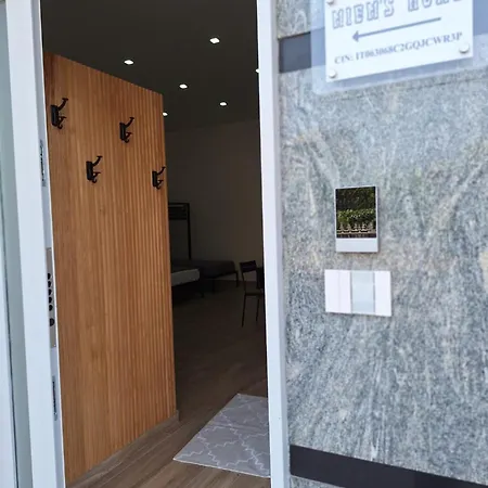 Miem's アパート *